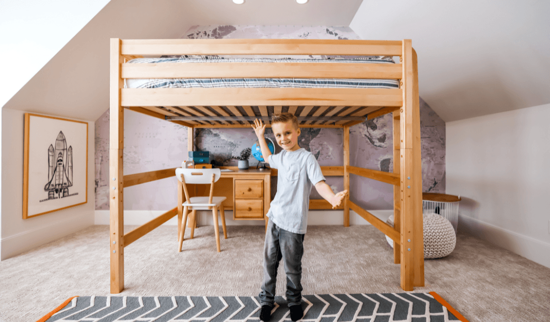 Wood loft top bed with desk