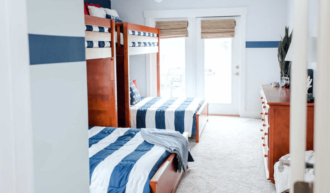 Lake house bunk beds hotsell