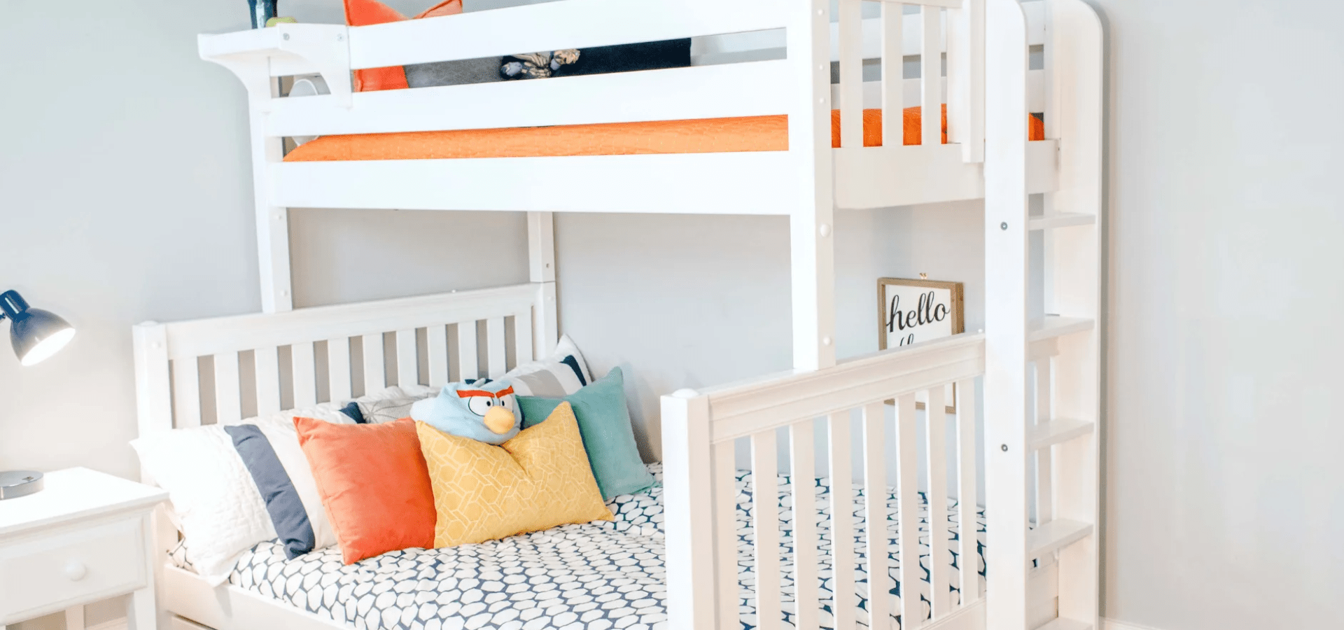 The Pros and Cons of Staircases and Ladders for Bunk and Loft Beds